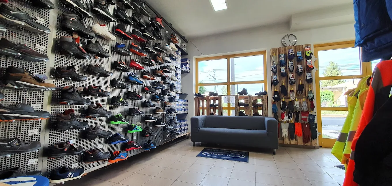 Üllői úti üzlet – cipők és védőfelszerelések